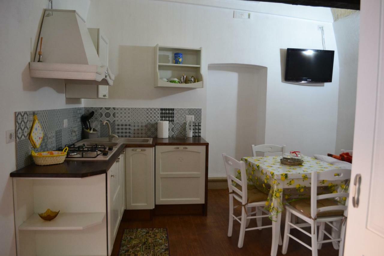 Le Case Di Titina Vila Mottola Exterior foto